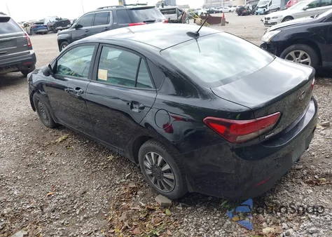 2018 Kia Rio Lx z USA, uszkodzony, nr VIN 3KPA24AB7JE053597